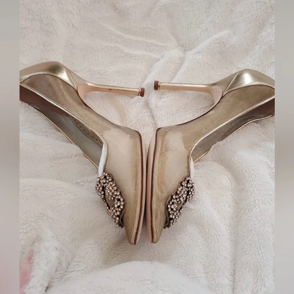 Manolo Blahnik Gold Embellished Heels - Picture 5 of 10